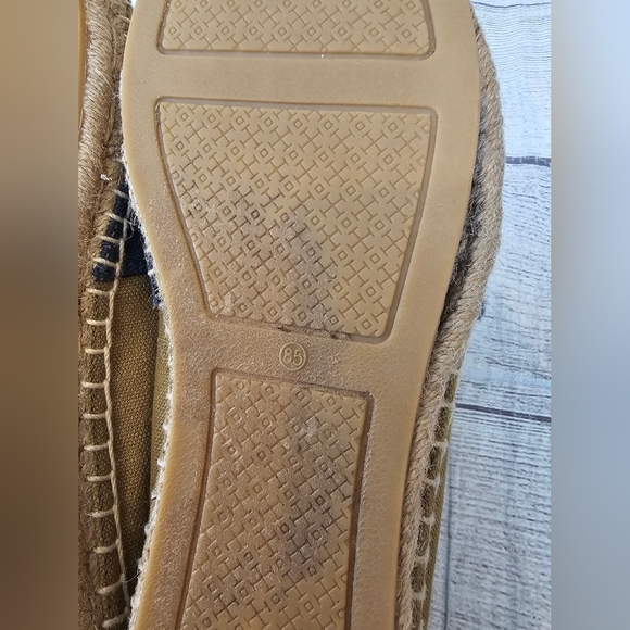 Tory Burch Size 8.5 Weston Espadrille Slip On Olive Green & Navy Blue Canvas Sho - Picture 8 of 11